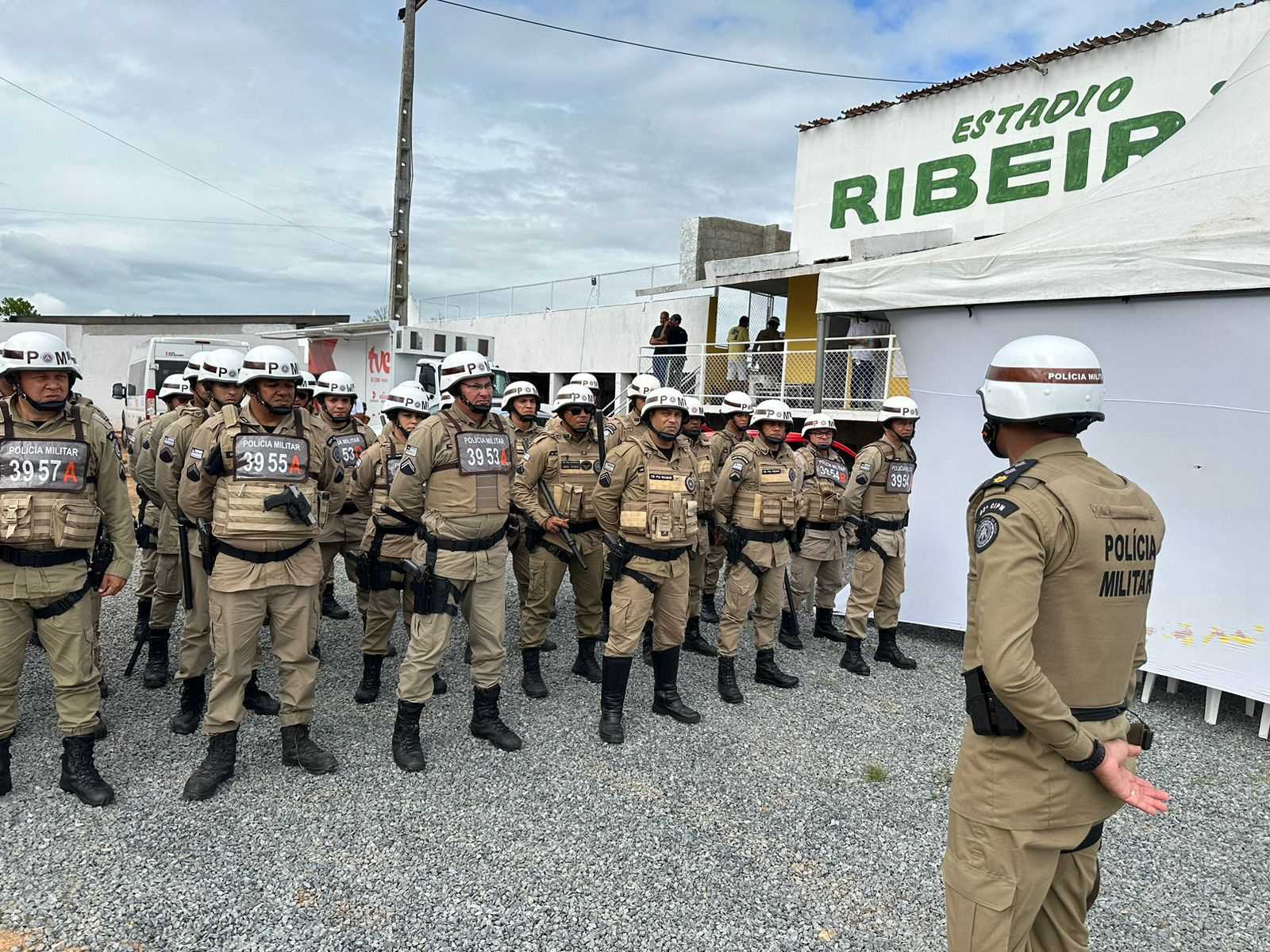Camacã: Estádio Ribeirão recebe um grande público e o Itabuna vence o Bahia por 4x1